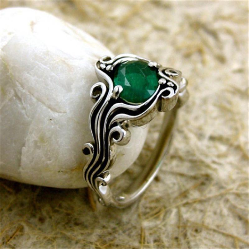 Серебрянное кольцо с натуральным камнем