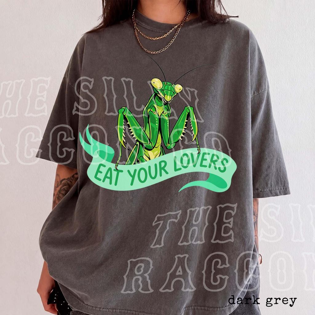 Funny Praying Mantis Shirt, Eat Your Lovers Tee, Insect Meme Graphic Shirt, Anti Valentine Gift, Dark Feminine Humor Top for Women Men