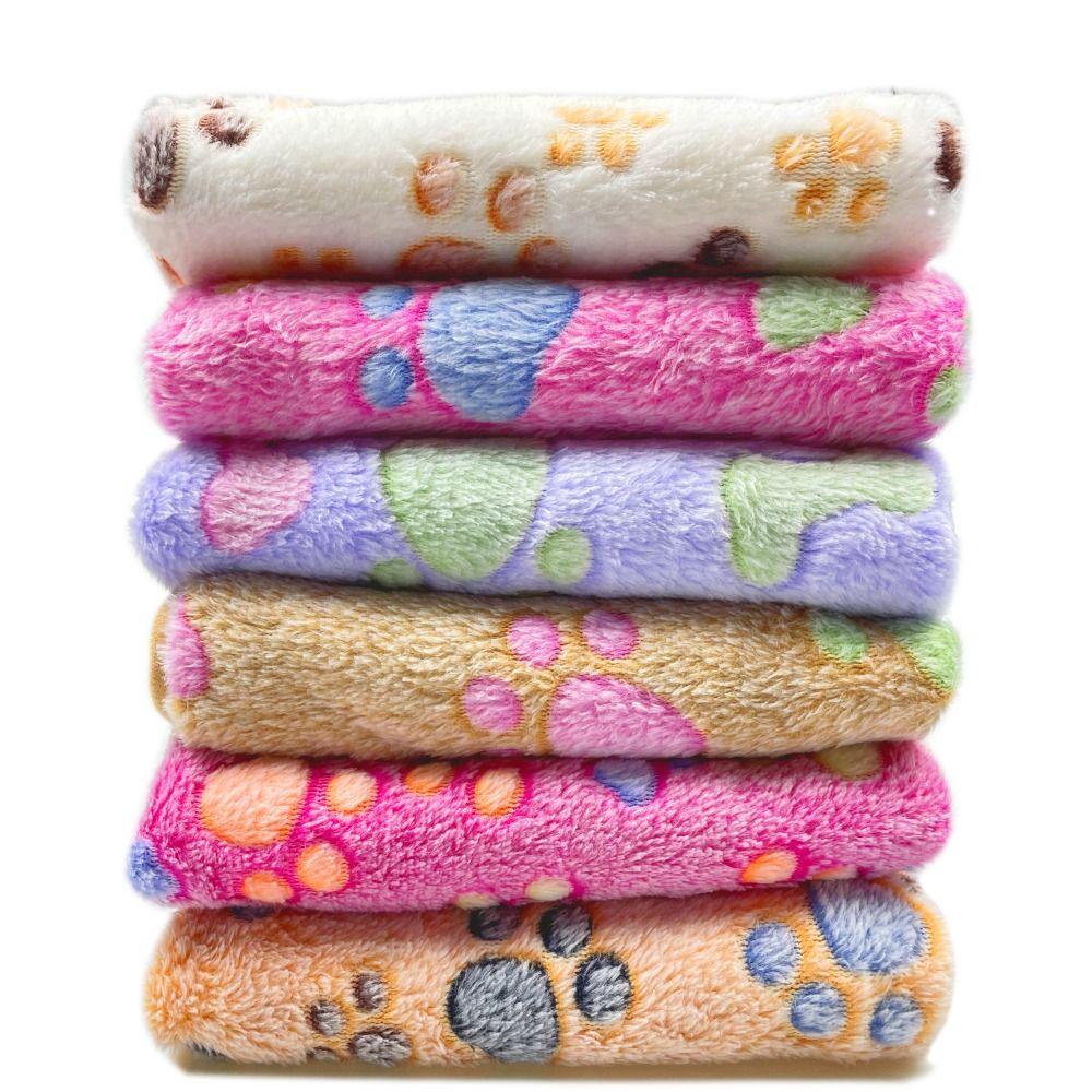 Fluffy Soft Warm Bone Pattern Dogs Plush Pet Blanket Winter Quilt Fleece Blanket Flannel Blanket