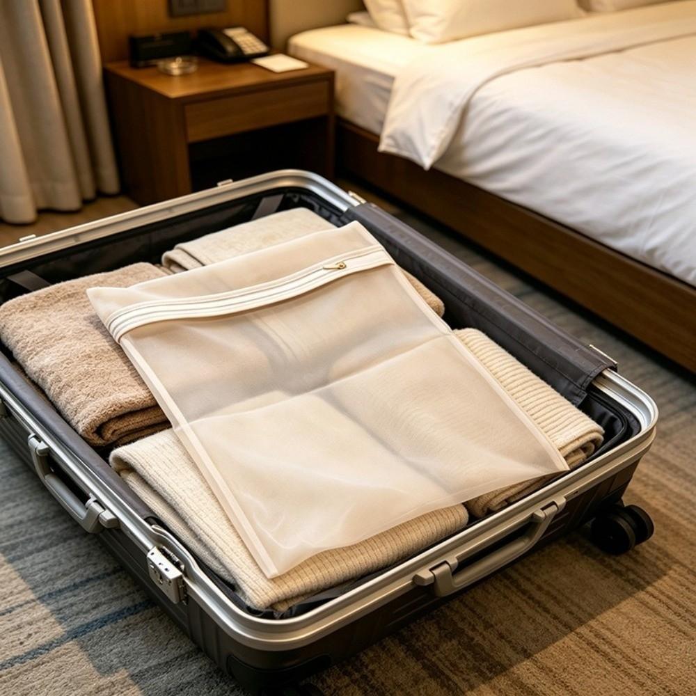 Rectangular Clothing Storage Bag Anti Yellowing Clothing Organizer For Bedroom Wardrobe