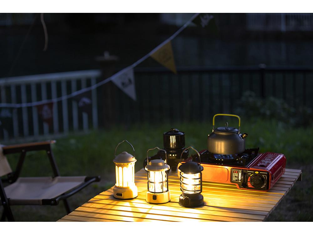 Retro Outdoor Camping Lantern: Handheld Tent & Gift Oil Lamp