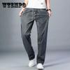 Летние тонкие джинсы для молодых мужчин, свободные прямые эластичные повседневные джинсы