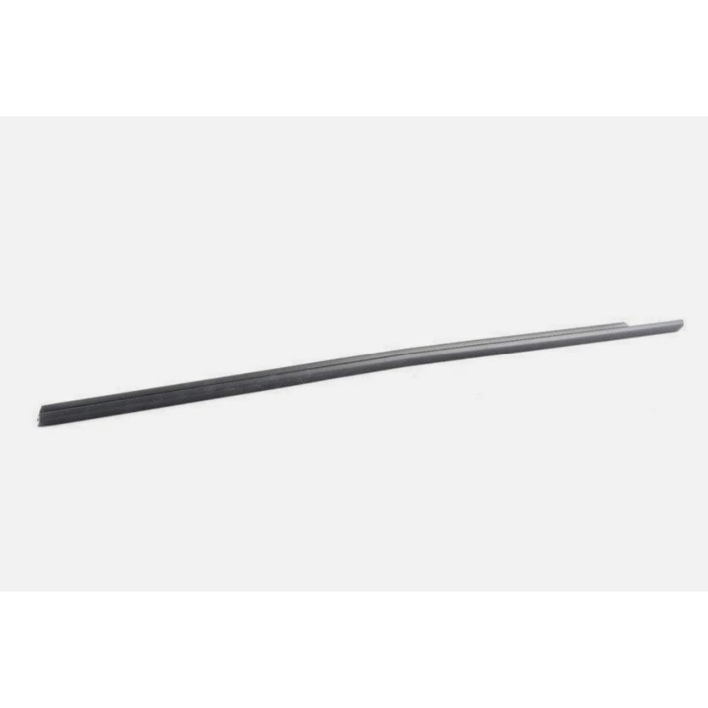 WINDOW GLASS STRIP 51337066601 51337066602 51347066607 51347066608 For BMW 1 Series E87