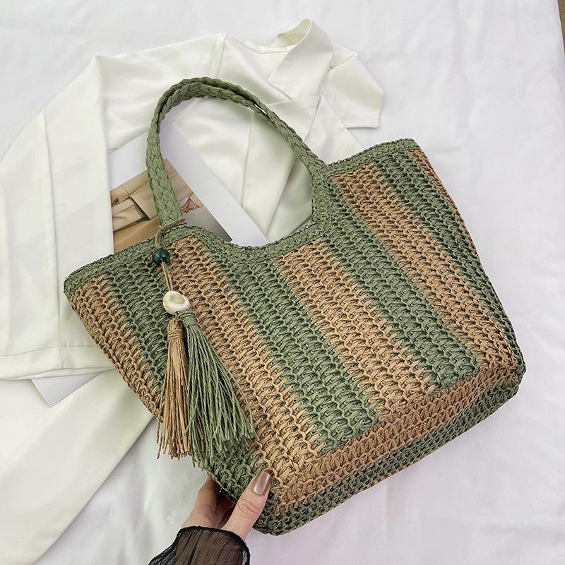 Leisure Grass Woven Bag for Women With Large Capacity New Summer Single Shoulder Commuting Woven Bag Beach Bag