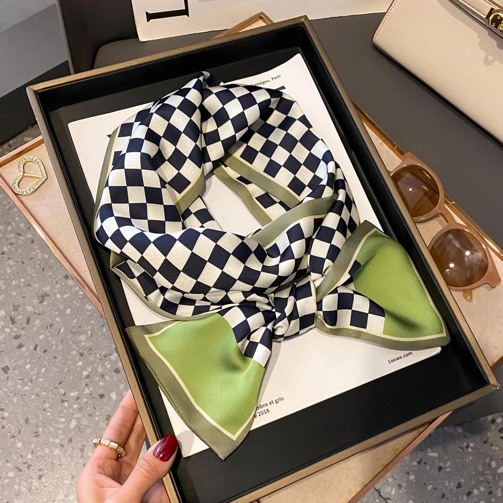 Long silk scarf women's new scarf versatile autumn and winter foreign style fashion matching shirt tied bag square scarf scarf