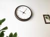 KATOMOKU Muku Clock 7 коричневые настенные часы с непрерывной секундной стрелкой радио km-60BRRCS 306 мм (Часы СКП)