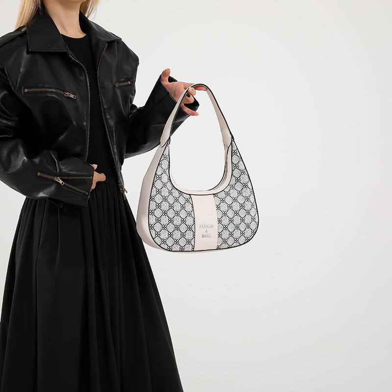 Vintage Letters Shoulder Crossbody Bags for Women Handbag Purses New Underarm Messenger Bags Female High Quality Hobo Bag CLE