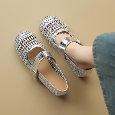 Лето 2025 новая мода плетеная коровья кожа дышащие туфли с отверстиями с серебристой внутренней танкеткой сандалии женские 40