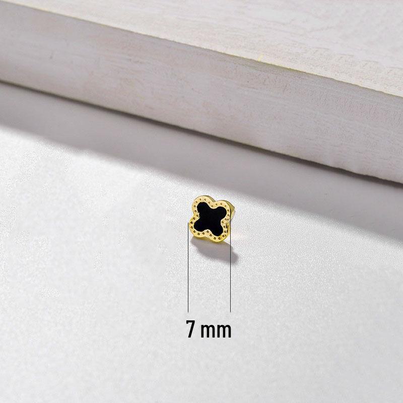 «Изысканные корейские серьги из розового золота с четырехлистным клевером — классическая мода»