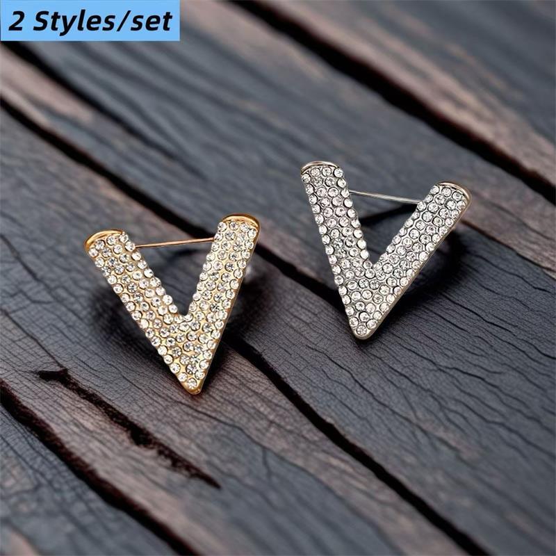 1/2Pcs Crystal Rhinestone Letter V Brooch Women English Alphabet Brooch Pin Corsage Unisex Collar Jewelry Clothes Bag Decor Gift