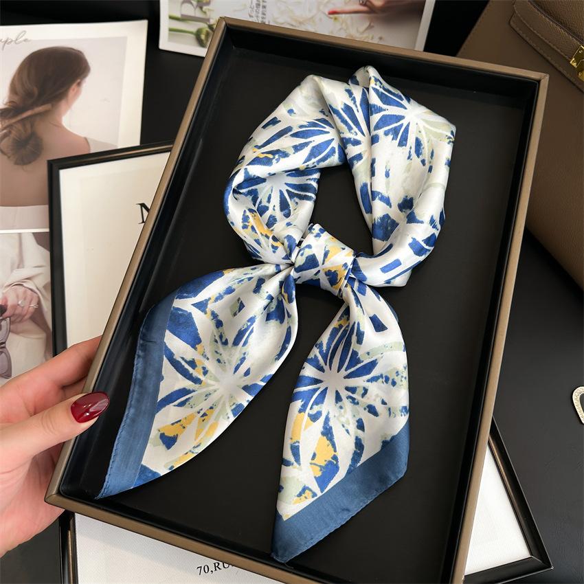 Geometric Color Matching Simulation Silk 70 Small Square Scarf Printed Silk Scarf Women'S Thin Scarf Sunscreen Headscarf