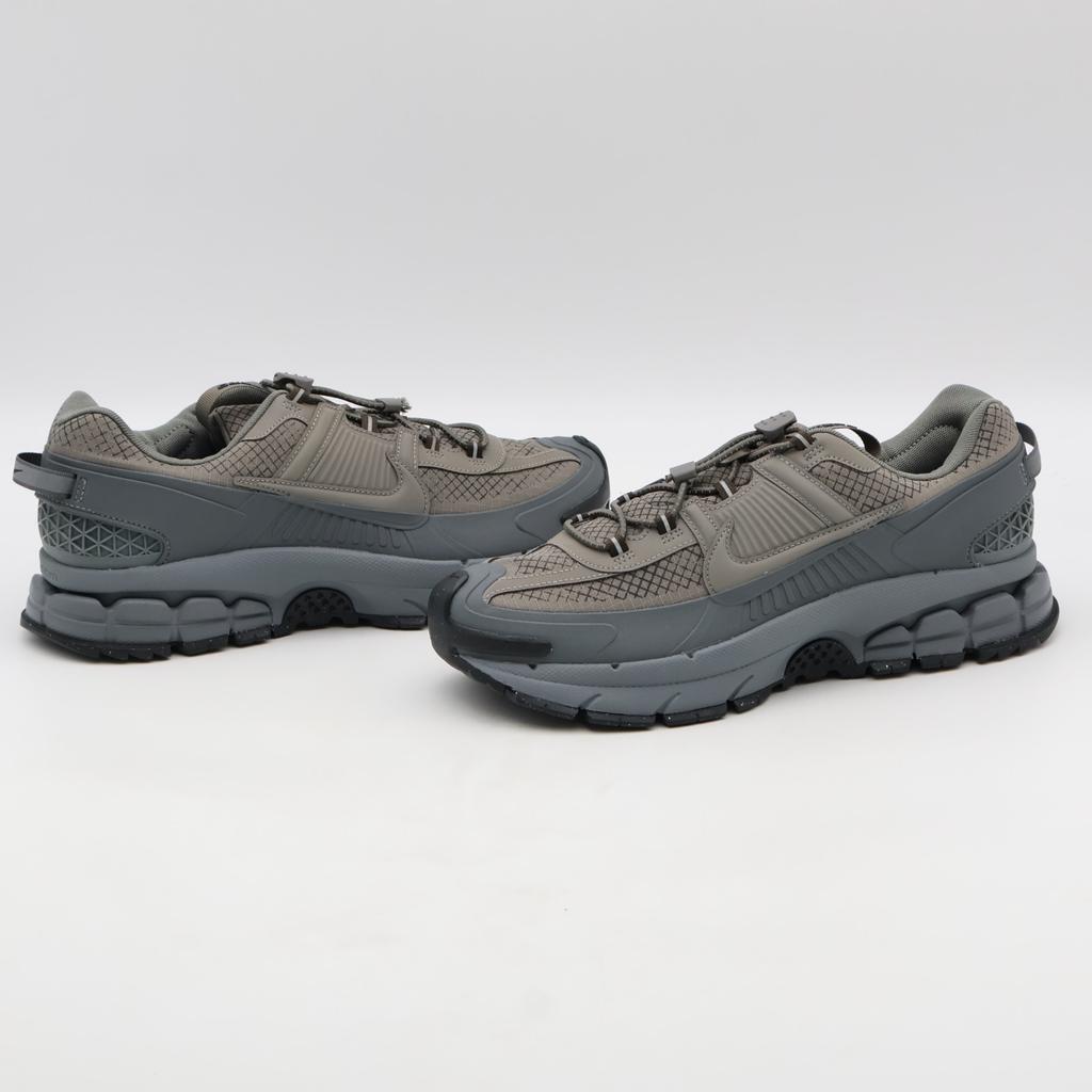 HV6901-001 Nike Zoom Vomero Roam Металлический Оловянный Прохладный Серый Антрацит (Мужской)