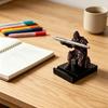 Подставка для ручек "Коленопреклоненный рыцарь", 3D-печатный настольный органайзер "Воин в доспехах", Подставка для ручек для руководителя, Средневековый декоративный подарок