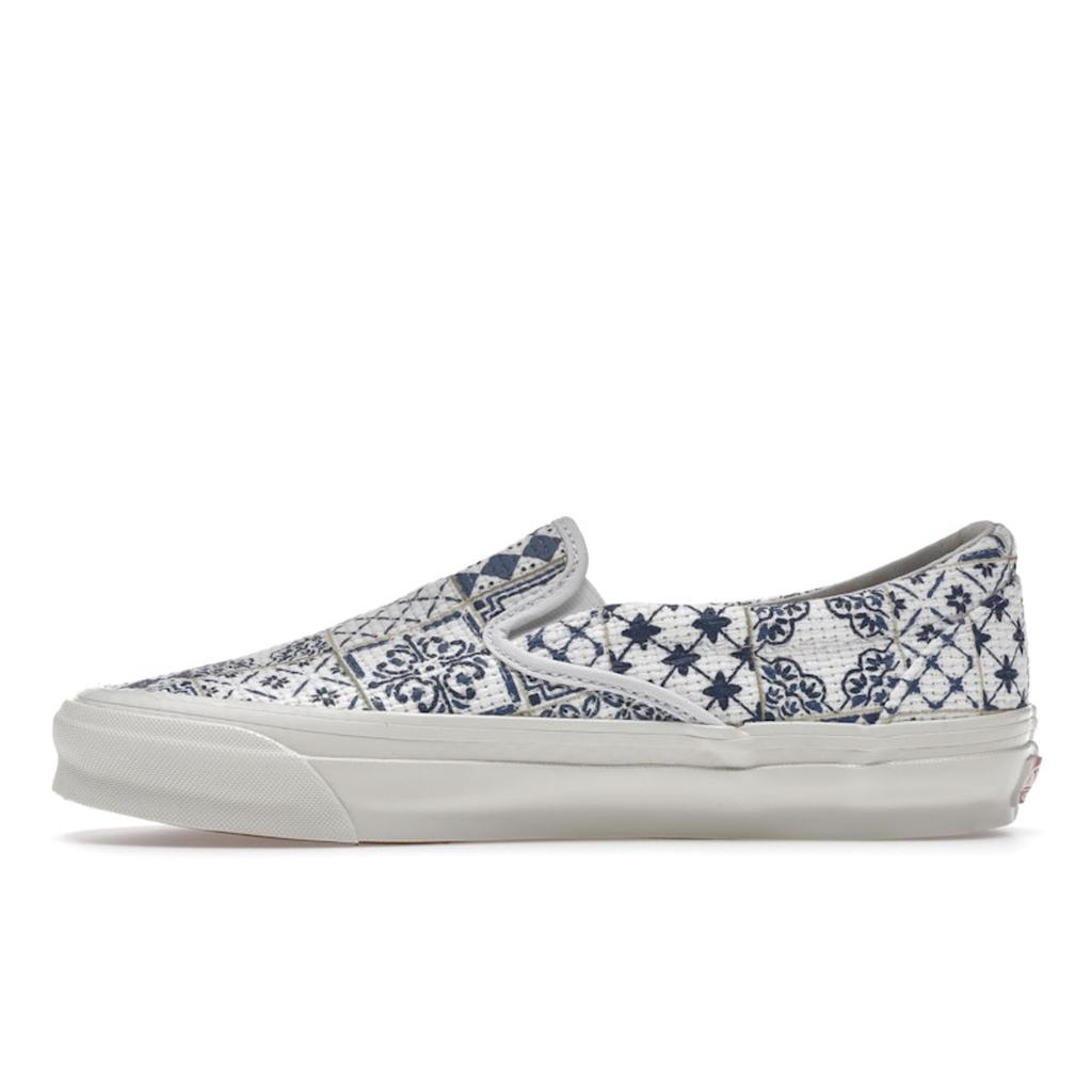 Vans Kith X OG Classic Slip-On LX Azulejo Tile Unisex Sneakers White VN0A32QNWHT
