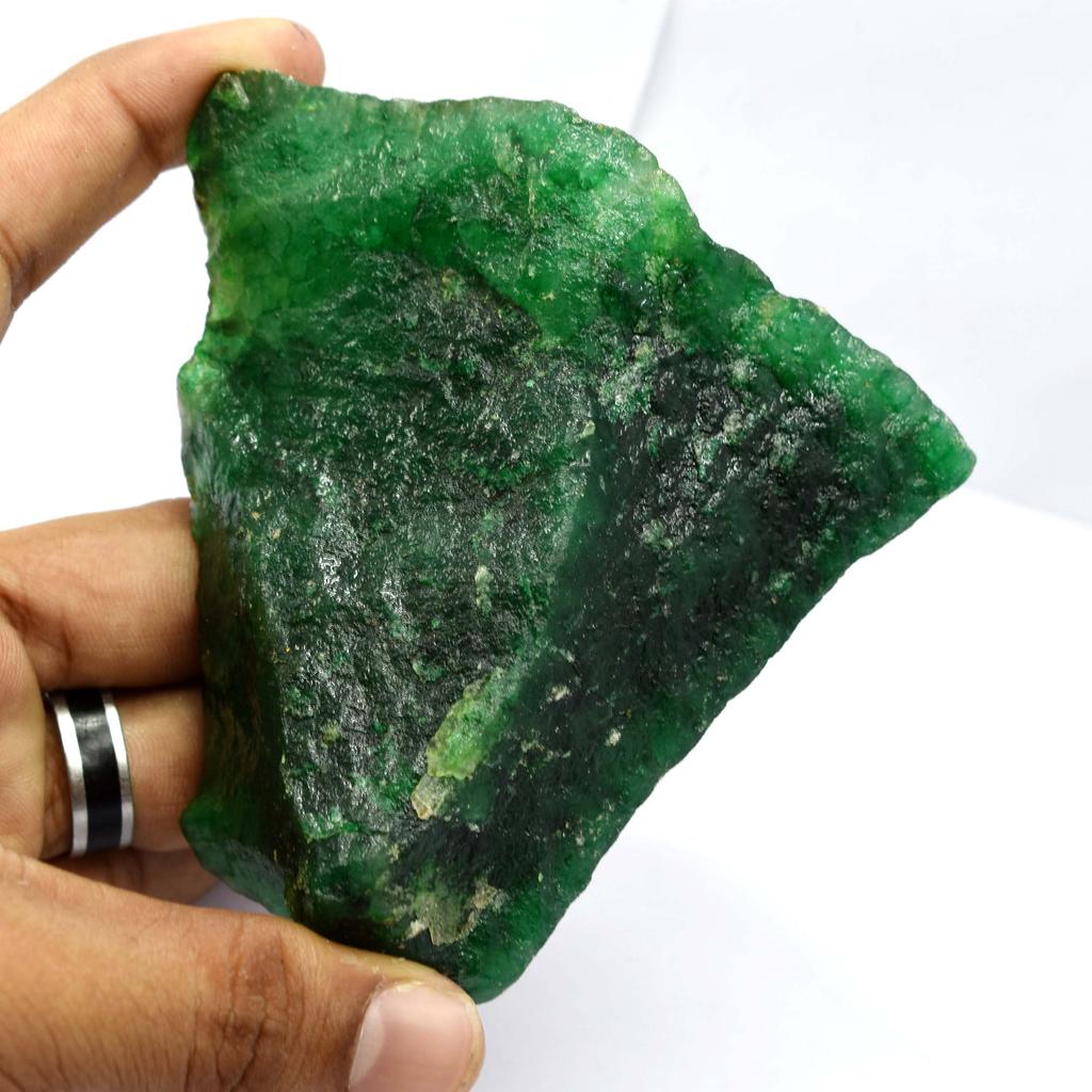 Natural Green Emerald Uncut Rare Rough 119 Ct CERTIFIED Flawless Gemstone