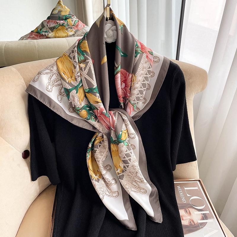 New Style of Literary and Artistic Prints for Women In Autumn and Winter Warm Scarf Neck Scarf Floral Gauze Scarf