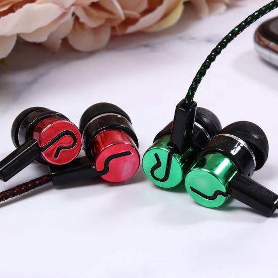Practical Wired Earphone Lossless Wire Control with Microphone