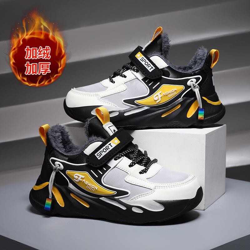 Children's Fleece Thickened Boys' Cotton Shoes Winter 2025 New Fashion Cotton Sports Shoes Medium and Older Children's Leisure Running