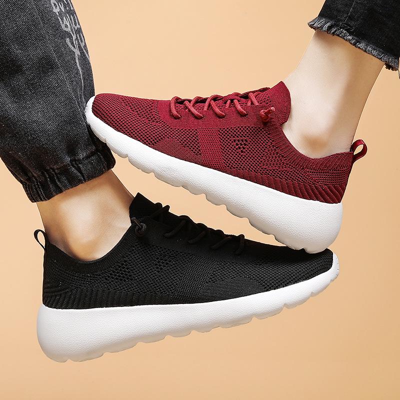 2024 кроссовки на шнуровке из ткани-мухи для мужчин и женщин, дышащие и легкие кроссовки для пары, сетчатые туфли на высокой эластичной платформе, обувь для通勤