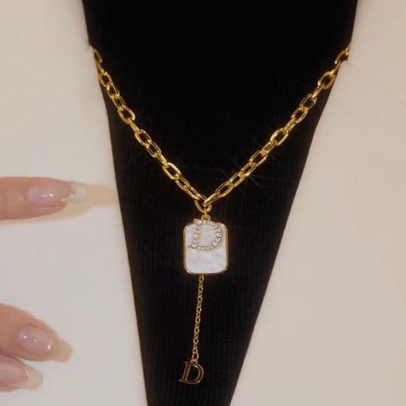 2024 D Letter High-End Женское ожерелье на ключицу - Легкий роскошный нишевый дизайн