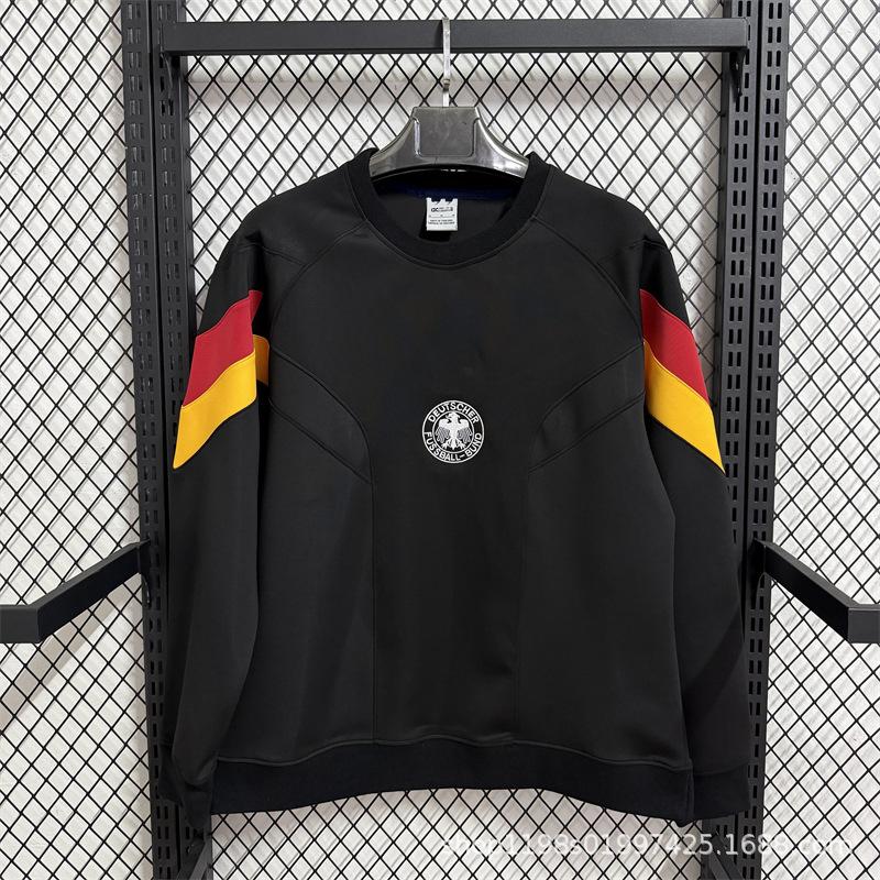 Long Sleeve Football Suit 2526 New Outdoor Sports Sweater Argentina Inter Bayern Arsenal Thickened Cotton Sweater