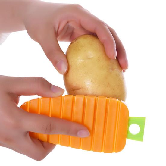 Carrot-Shaped Cleaning Brush for Vegetables Fruits Flexible Bristles Non-scratch Scrubbing Brush for Stain Removal Multi-Section Joint Design