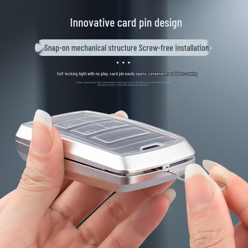 Jaguar XEL, Range Rover Velar, Discovery Sport, and Defender Premium Metal Key Case