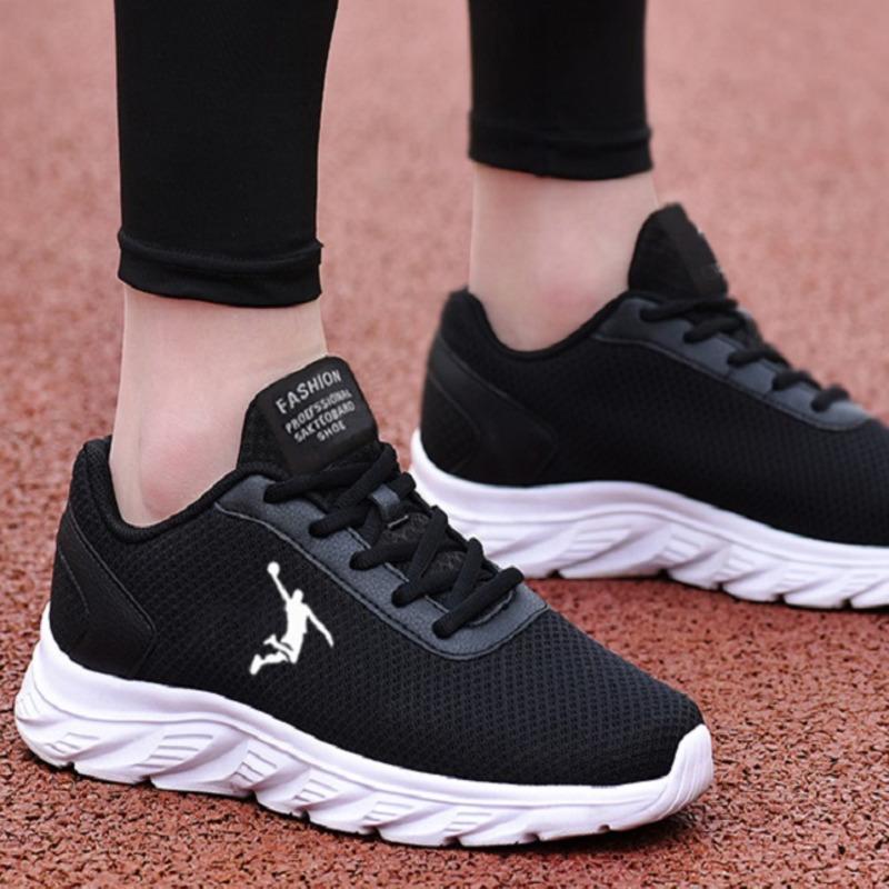 Men Sneakers 2024 New Lightweight Tennis Running Shoes Breathable Antiskid Basketball Sports Shoes for Men Zapatillas De Deporte