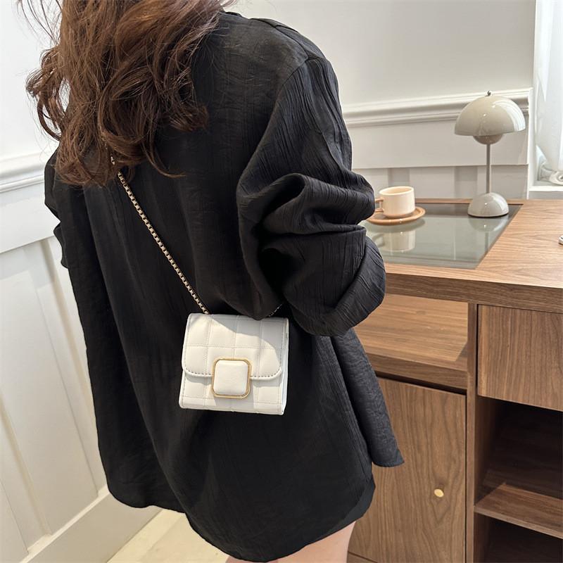 Stylish 2024 Spring Casual Crossbody Bag With Popular Car Stitching Element