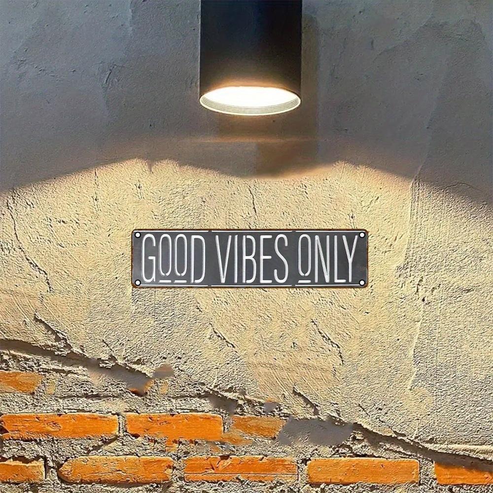 Алюминиевая табличка "Только хорошие вибрации" - 16x4 дюйма | УФ-печать, Прочный металлический настенный декор для дома, бара, кафе и улицы