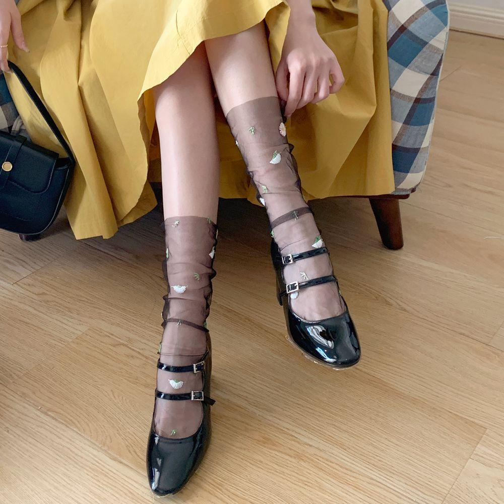 Прозрачные женские носки, красочные летние со звездами, ультратонкие нейлоновые свободные длинные носки, женские милые сетчатые кружевные носки для девочек, носки