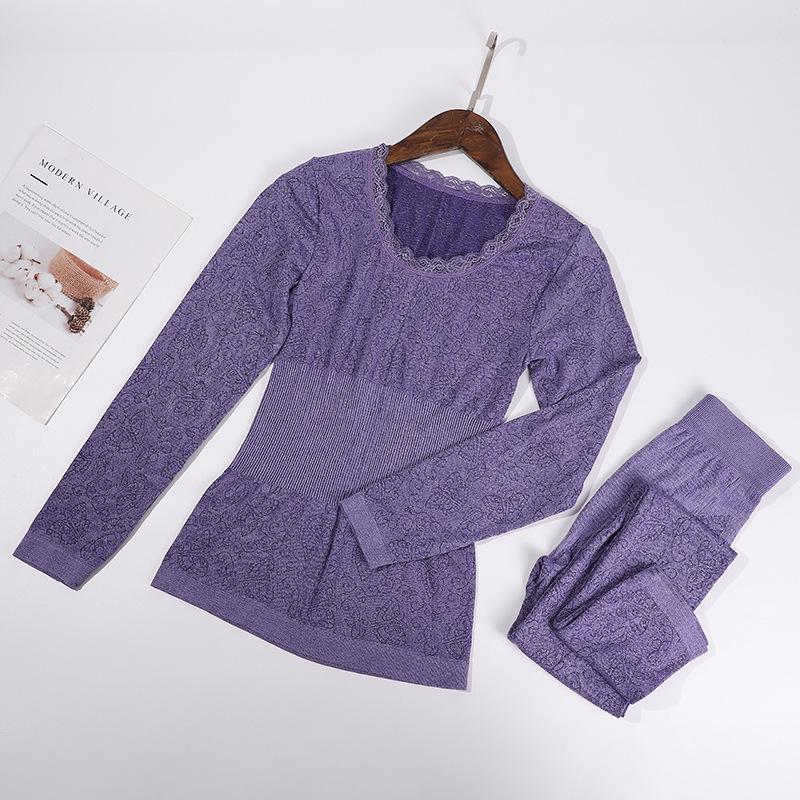 Женский бесшовный утягивающий термобелье на осень/зиму — базовый слой: рубашка с круглым вырезом и леггинсы для женского осеннего гардероба.