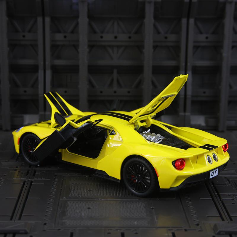 Модель-игрушка Cezhi CZ241182 GT Supercar со звуком, светом и механизмом оттяжки