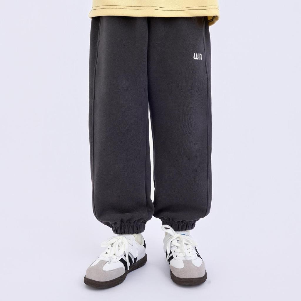 Модные вышитые спортивные штаны для мальчиков 2025: Весенне-осенние модные длинные брюки, повседневные брюки в корейском стиле с однотонным принтом букв