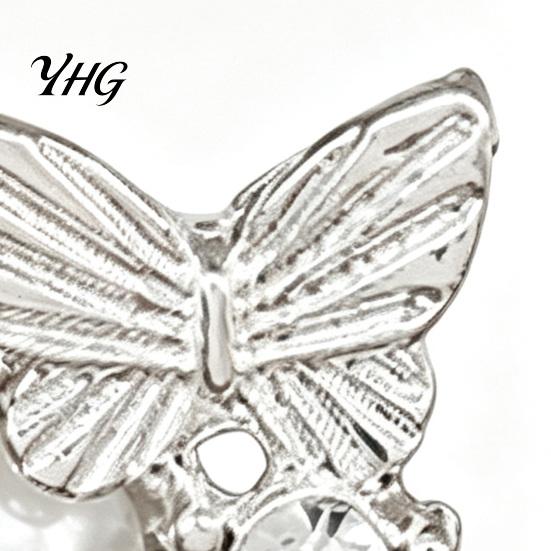 Dainty Gold Tone Earrings 1 Pair Butterfly Stud for Women, Sparkly Rhinestone Faux Pearl Chic Women's Fashion Accessories Earrings, Glitter