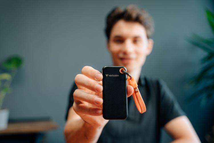 Verbatim 32193 Pocket SSD Drive 1TB, USB-C 3.2 Gen 2, M.2, up to 1000MB/s, Black/Orange