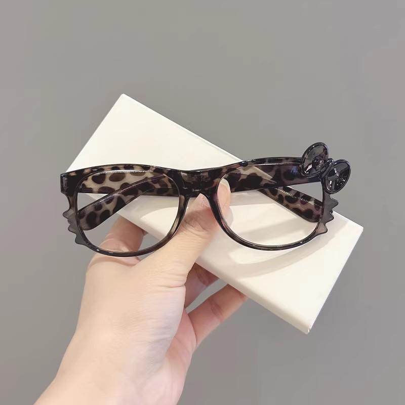 Fashion Leopard Print Bow Eyeglass Frame Cute Plain and Retro Style Y2k Millennium Subculture Versatile Glasses Without Lenses