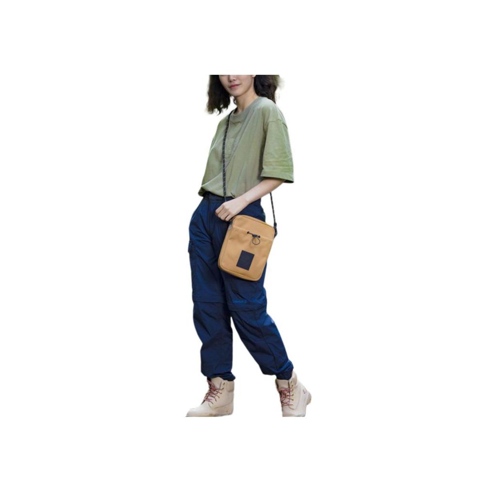 Timberland Футболка унисекс с коротким рукавом и заниженной линией плеч, свободная, дышащая, однотонная, с круглым вырезом, с принтом, нашивкой на бирке, A6QVB-590