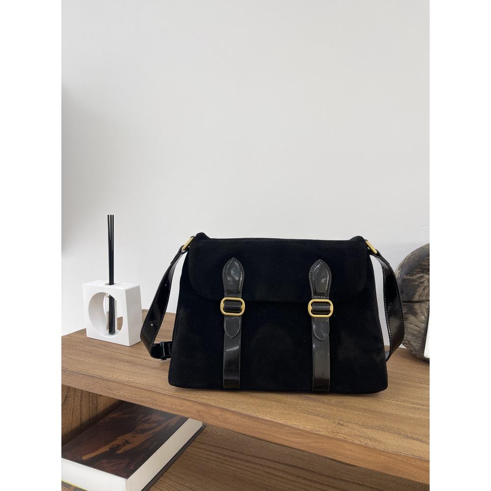 Маленькая толпа Японская версия Натуральная кожа Овчина Высококлассный вид Сумка-конверт и Модный женственный стиль Ретро женская сумка