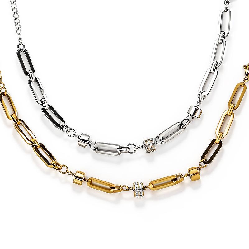 Simple and elegant elliptical bracelet titanium steel bracelet, suitable for all seasons as a versatile accessory.