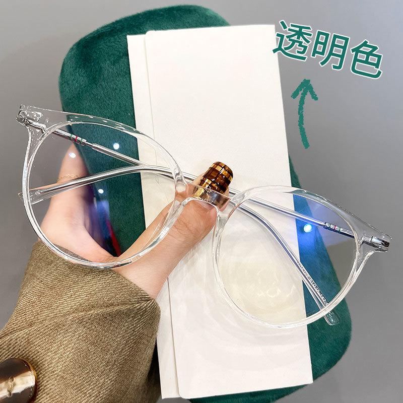 Зеленые очки для близорукости для женщин могут быть оснащены градусным астигматизмом с простым лицом, тонкая леопардовая коричневая оправа