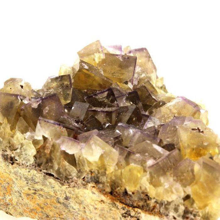 Pierres et Minéraux. Fluorite. 602.5 ct. Valzergues, Aveyron, Occitanie, France..