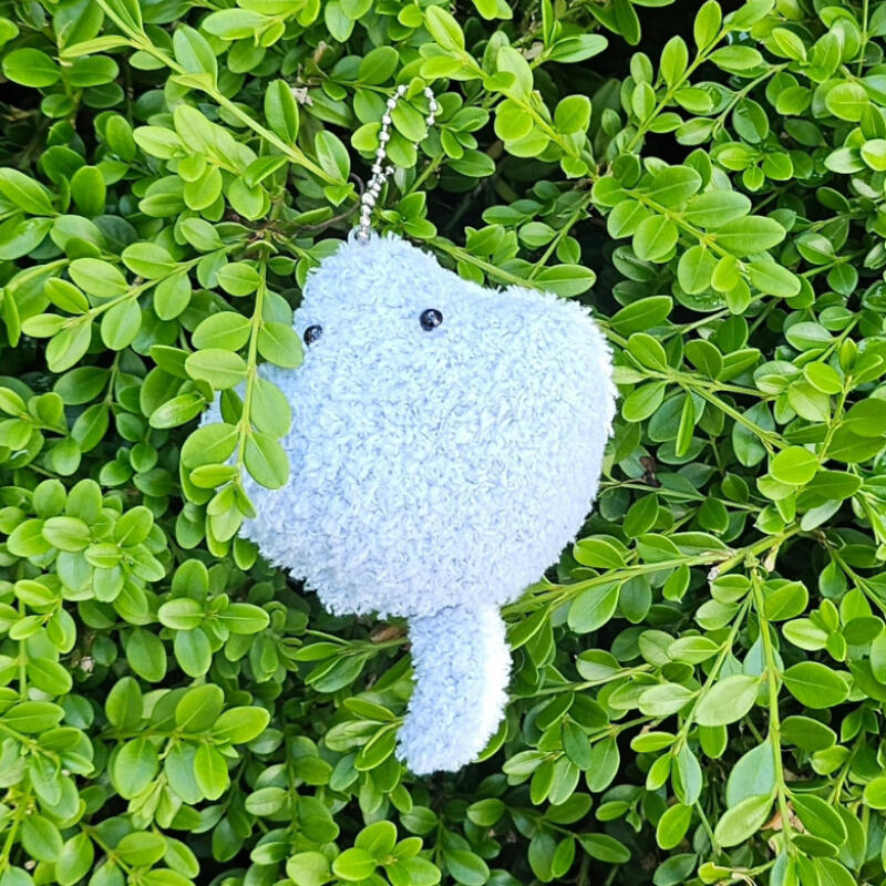 Passing gift chocolate cute gift Gaori keychain lucky keychain