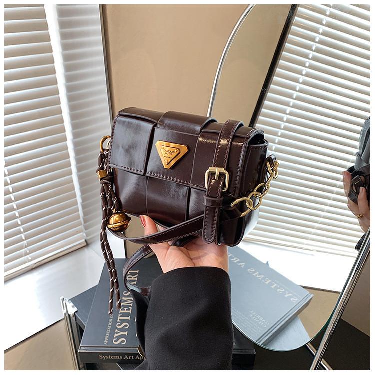 Ielgy Shoulder Messenger Bag Fashion Portable Woven Underarm Small Square Bag