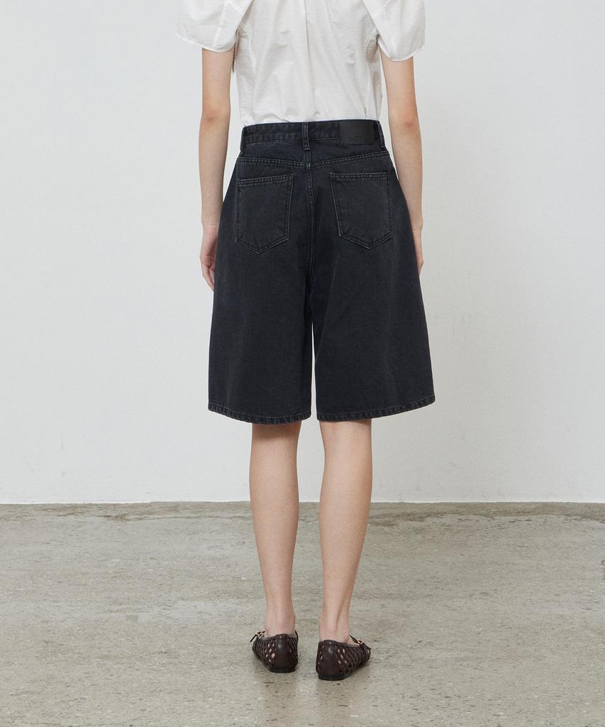 NOTIA Flat Denim Bermuda Pants - Black