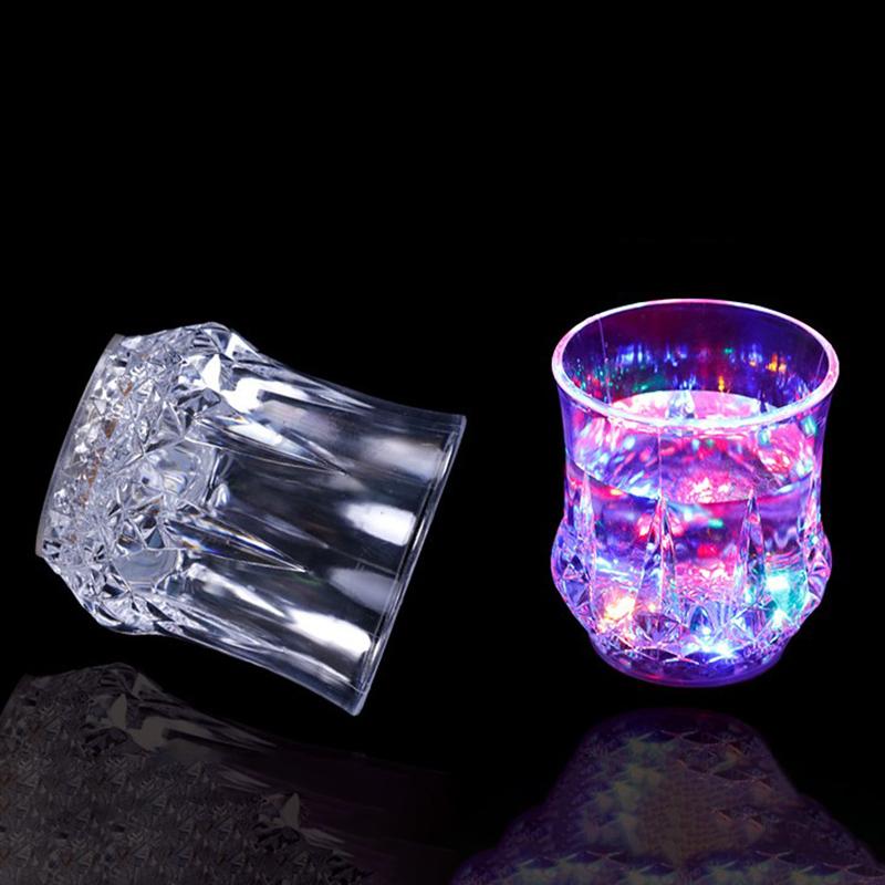 Creative Light Up Led Cups Automatic Flashing Drinking Cup Mugs Color Changing