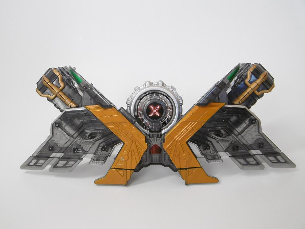 Kamen Rider W (Double) Transformation Gaia Bird Extreme Memory