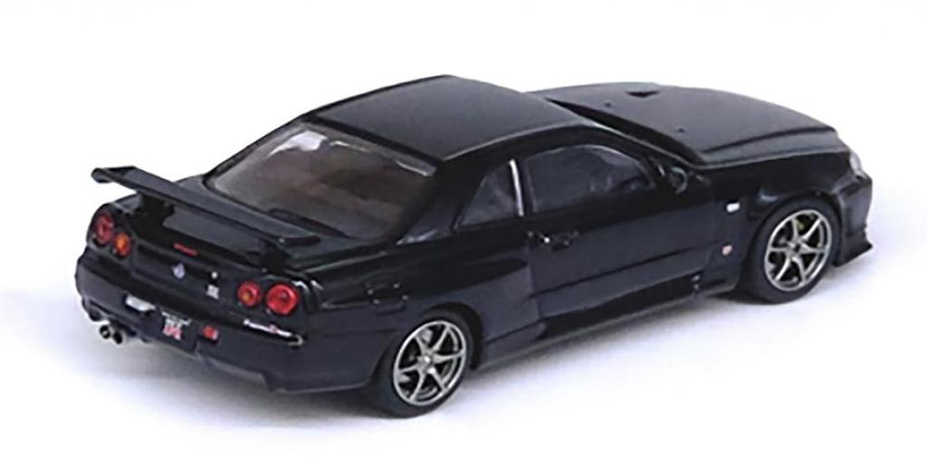 Модели Inno 164 Nissan Skyline GT-R (Р34) V-SPEC II Готовое изделие черного цвета