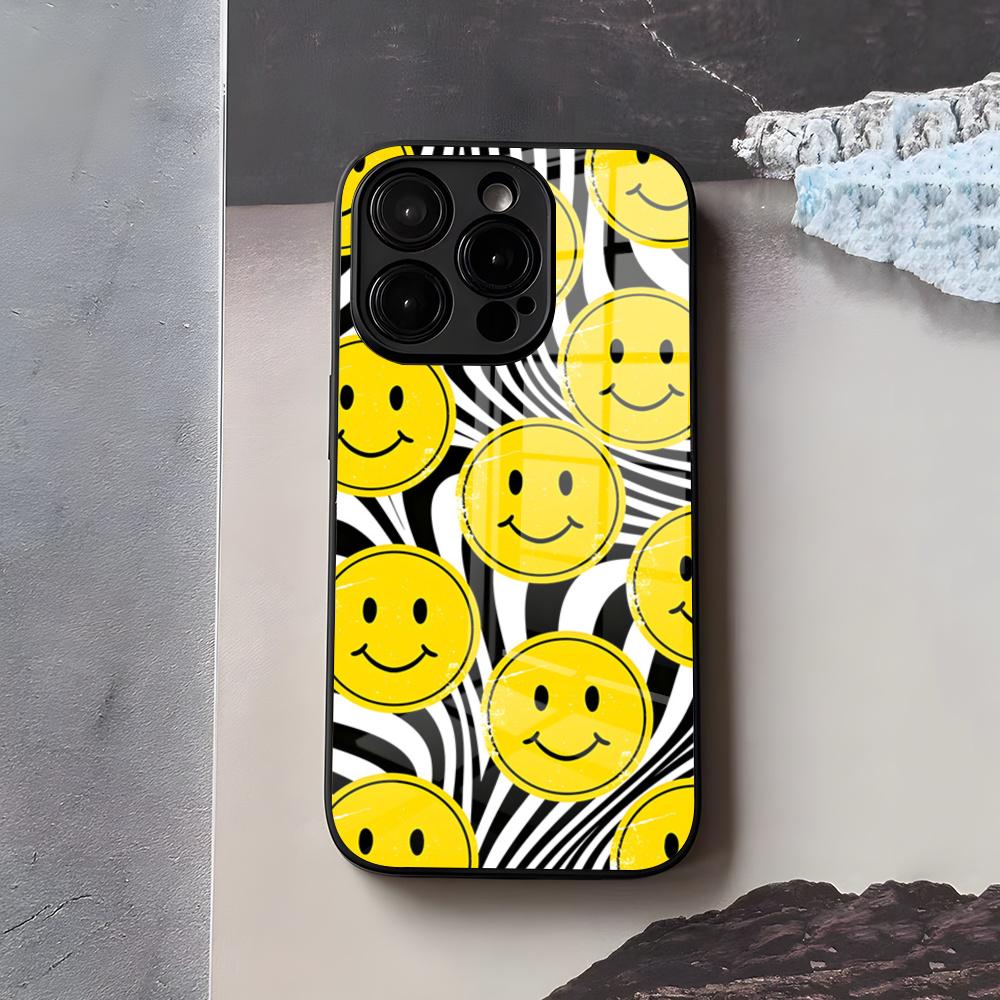 Аниме Чехол для телефона с улыбкой для IPhone 17 Air 16 E Pro Max 15 14 13 Mini 12 Pro 11 Max Plus Черный Стеклянный Чехол