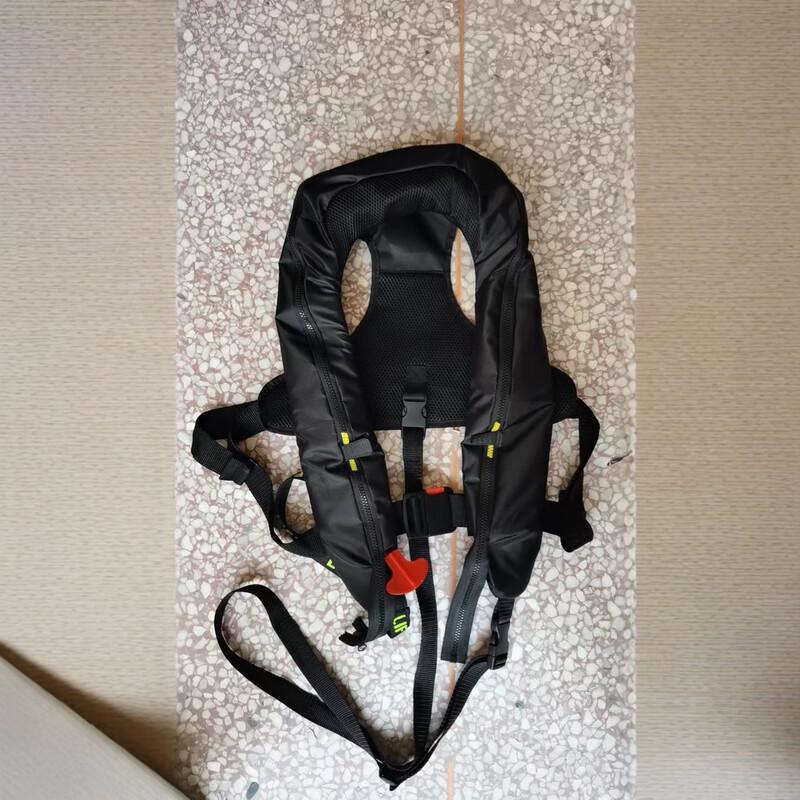 OLOMM Automatic Inflatable Fishing Life Vest